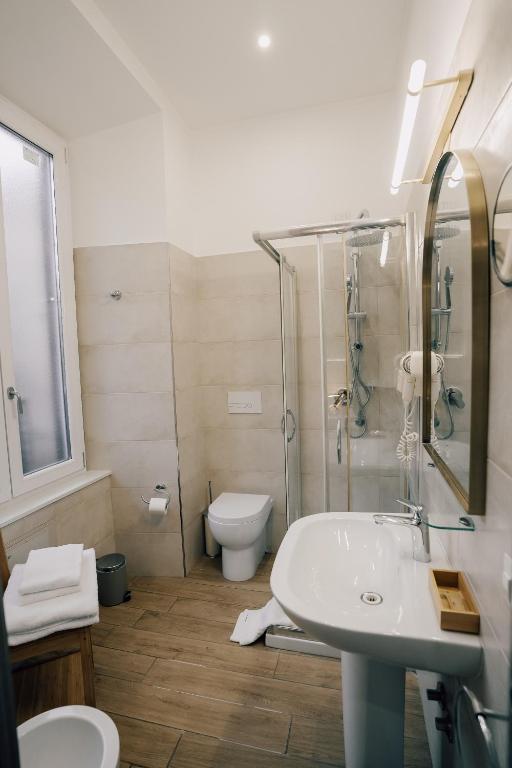 bathroom Casa Mirabilia lookinghotel